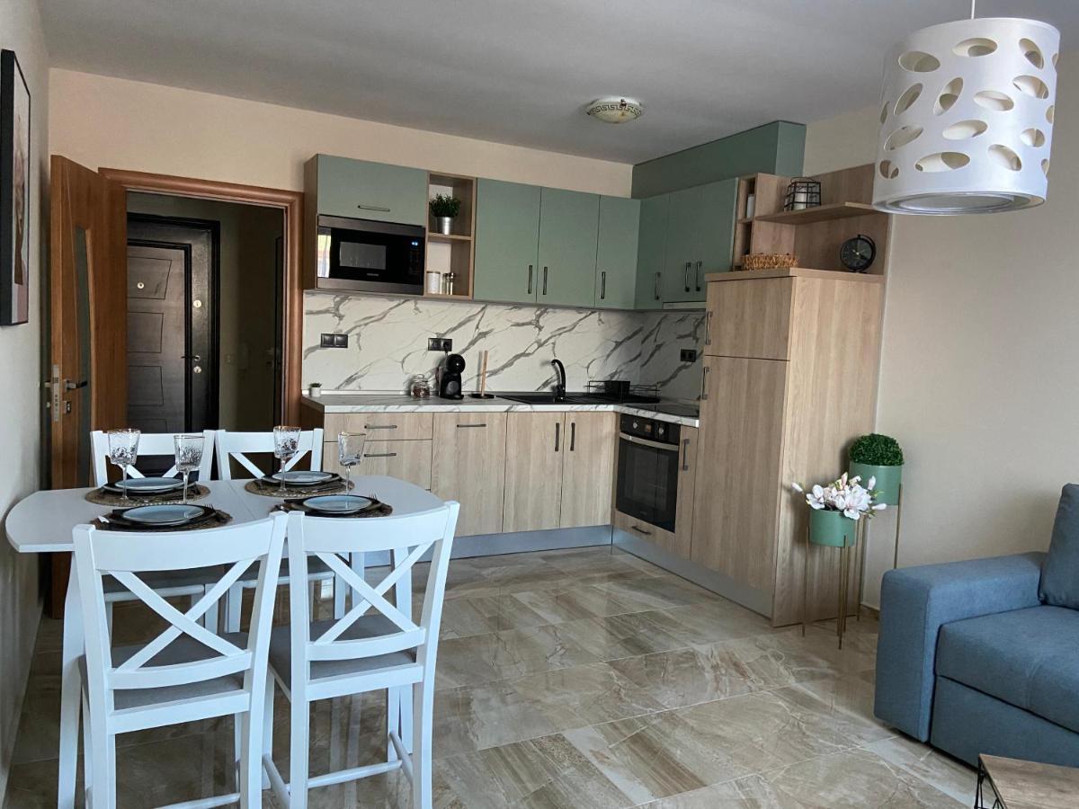 Beach Residence Pomorie Exterior photo